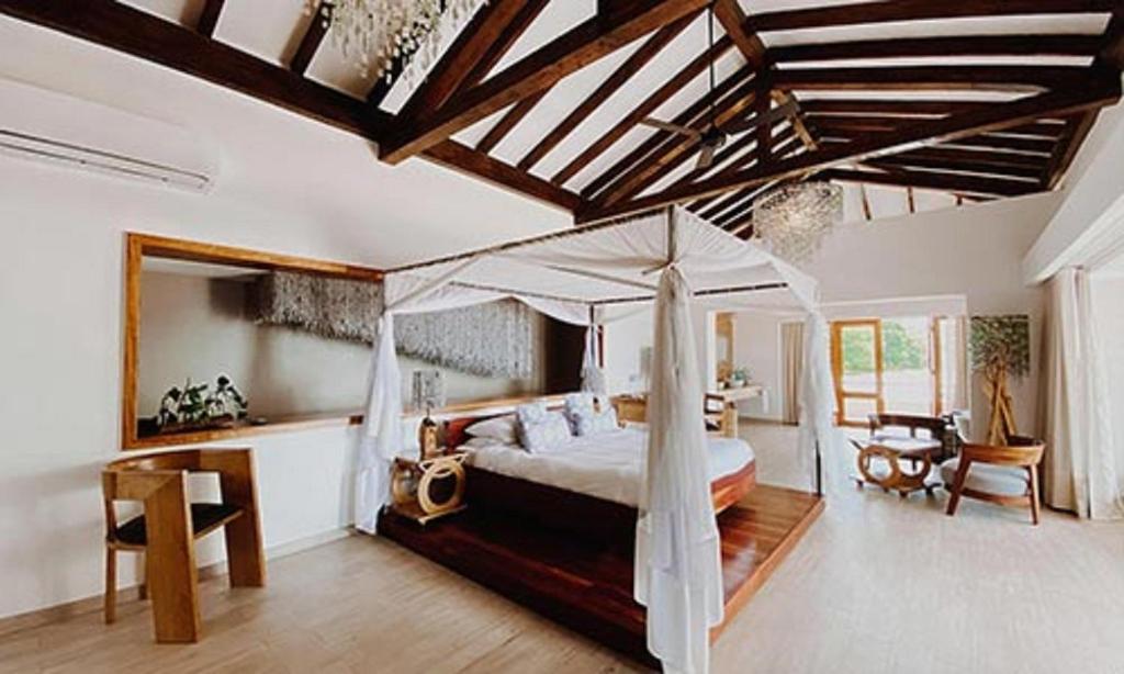 Study Retreat in Lake Malawi, Africa Followed by in-Person Labs and Practice Exams in Edinburgh, Scotland